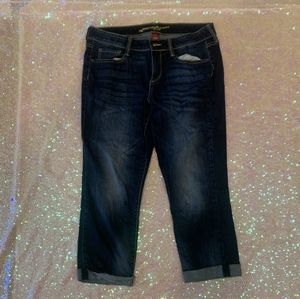 Cropped denim dark wash jeans capri length Juniors pants size 9